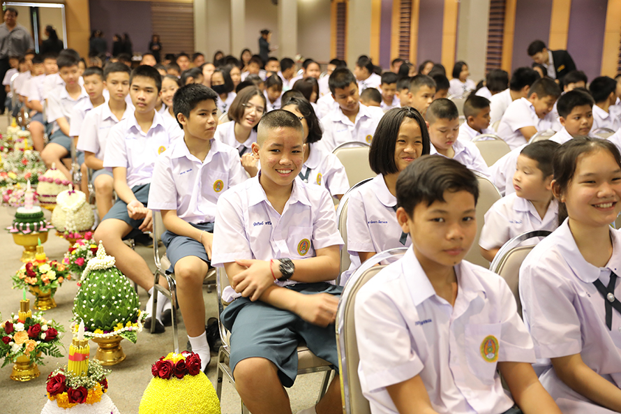 กิจกรรมไหว้ครู โรงเรียนสาธิตมหาวิทยาลัยราชภัฏอุดรธานี