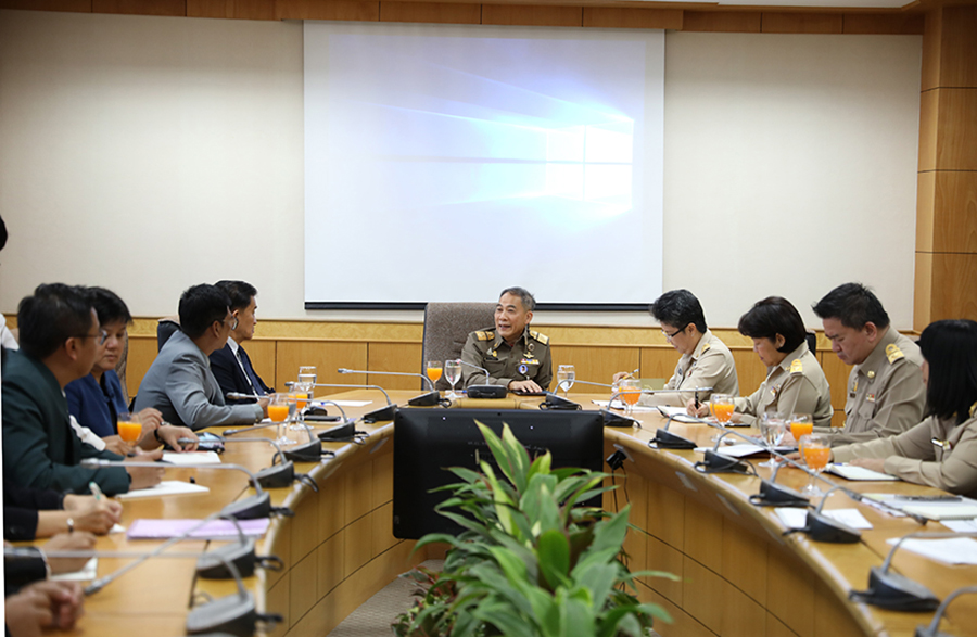 องคมนตรี ตรวจติดตามความคืบหน้าฯ