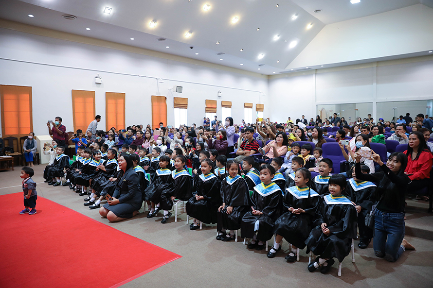 พิธีมอบวุฒิบัตรฯ