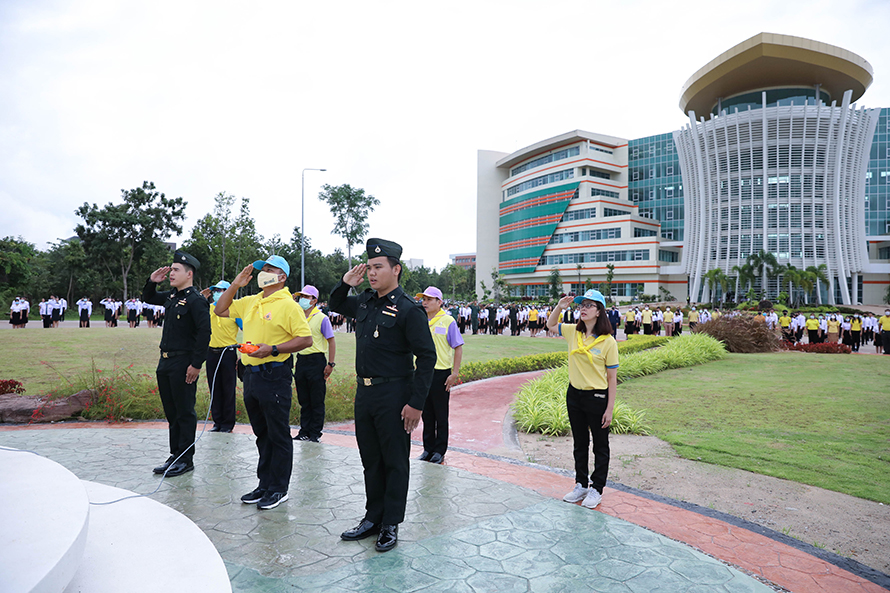 วันพระราชทานธงชาติไทย