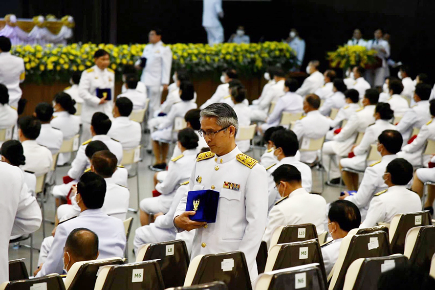 พิธีรับพระราชทานเครื่องราชฯ ประจำปี 2563