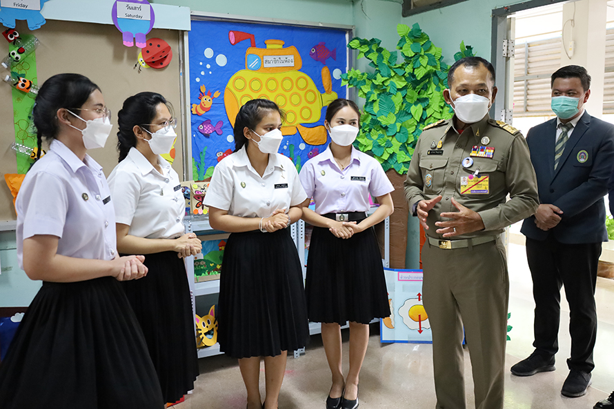 องคมนตรีติดตามการขับเคลื่อนงาน