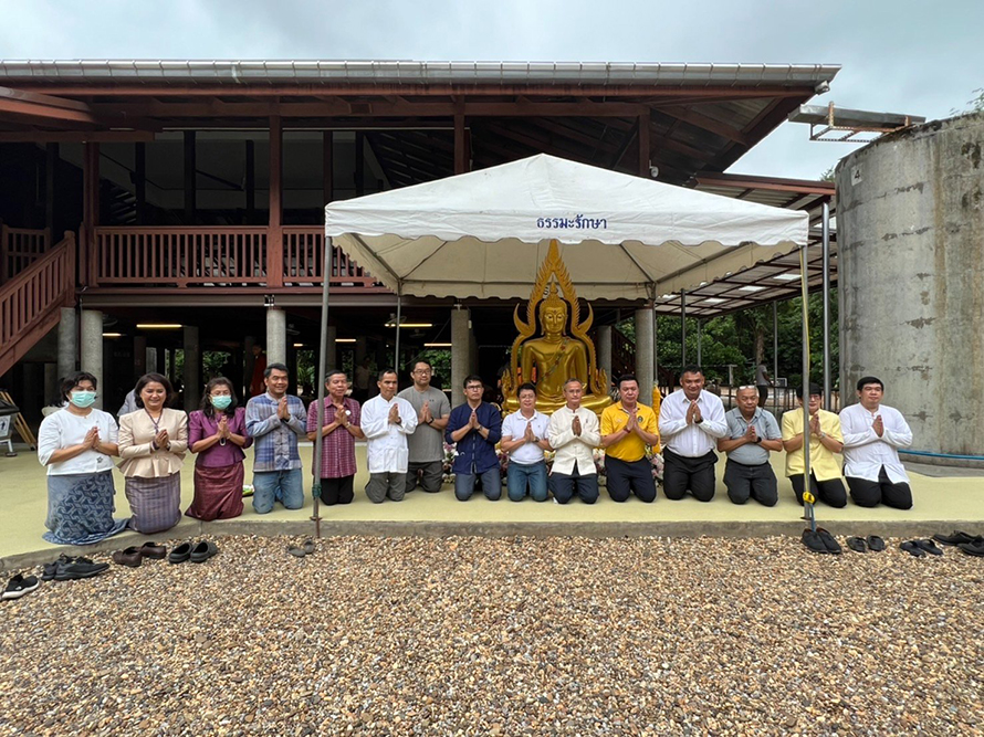 มอบพระพุทธชินราชองค์จำลอง