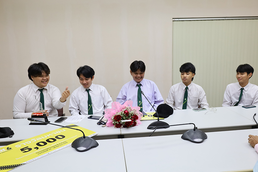 นิเทศศาสตร์คว้ารางวัลมหาชน