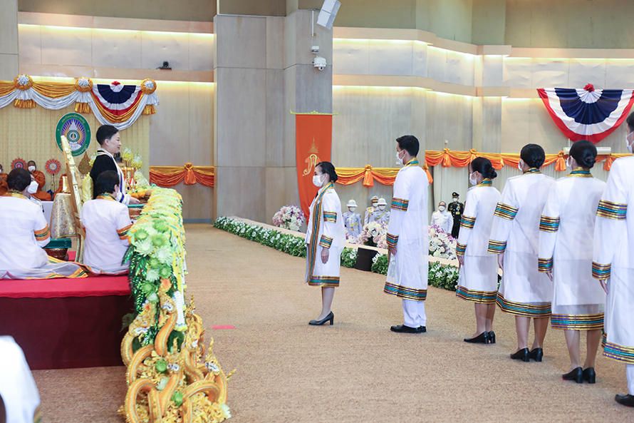พิธีพระราชทานปริญญาบัตร