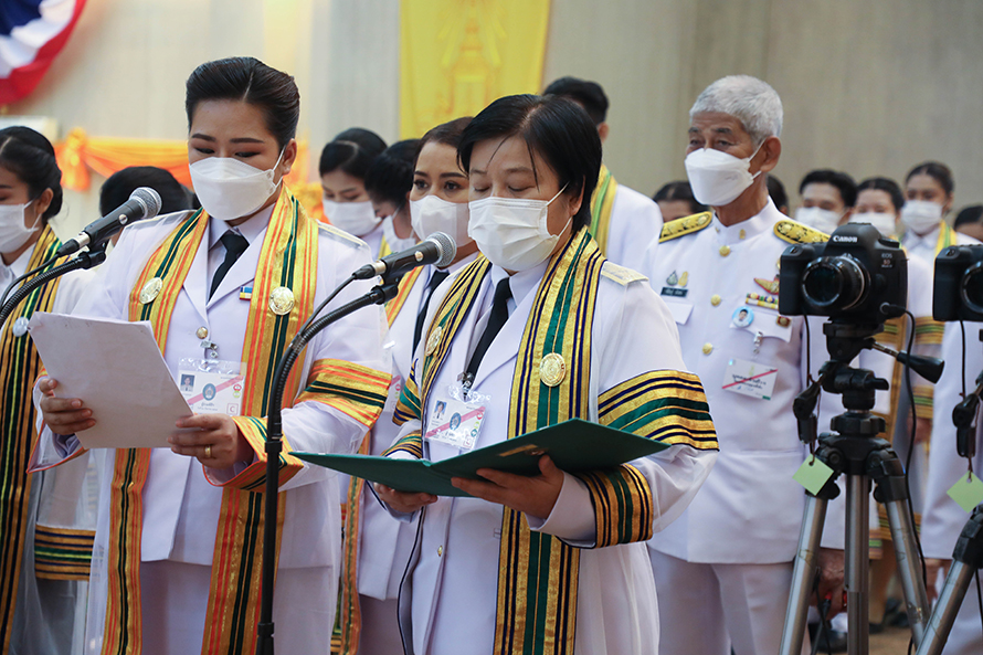 พิธีพระราชทานปริญญาบัตร